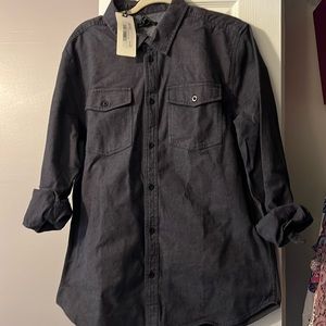 NWT Men’s silver Jeans button up shirt